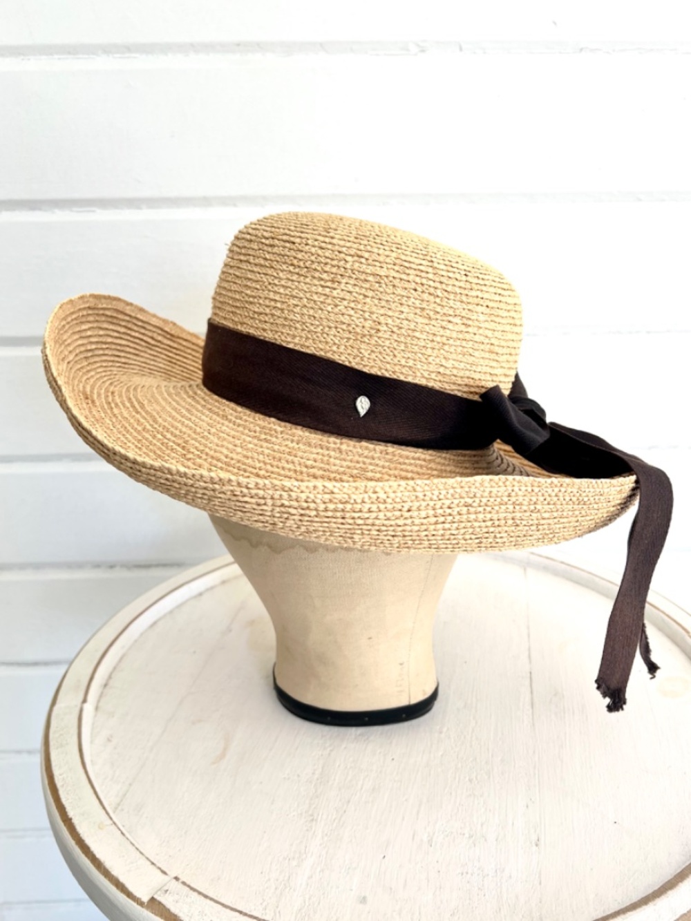 HELEN KAMINSKI Braided Raffia Hat with Dark Brown Ribbon